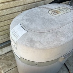 生活雑貨 生ごみ処理機 生ゴミを乾燥させて落ち葉のようにする機械...