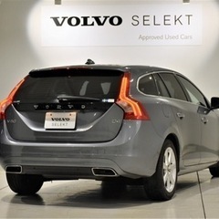 ボルボ v60 2018年式　低走行距離　美車　ディーゼル　車検長いの画像