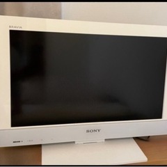 テレビ　ホワイト
