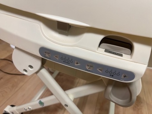 コンビ ネムリラ オートスウィング ハイローラック カバー付き