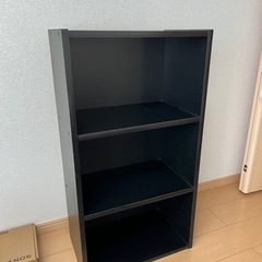 3段カラーボックス黒　無料です！