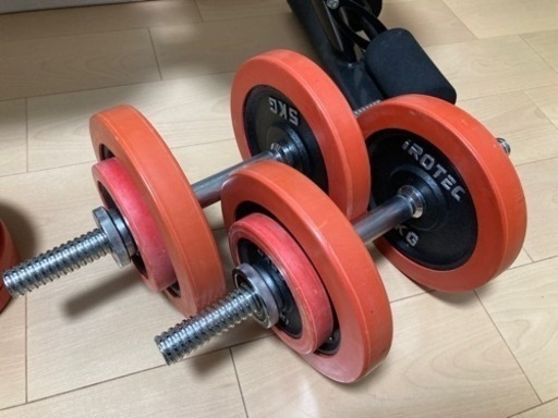 1/5,1/6,1/71/8お渡しできます: 家トレセット（ダンベル60kg/ベンチ/腕立てバー/腹筋ローラー）