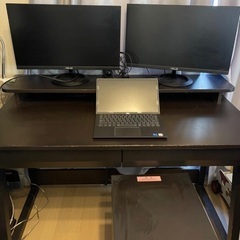 デスクテーブル