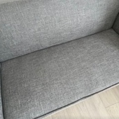 1月9日渡し　LOWYA2人掛けソファ　グレーの画像