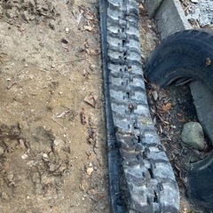 バックホーのゴムキャタ　ジャンクの画像