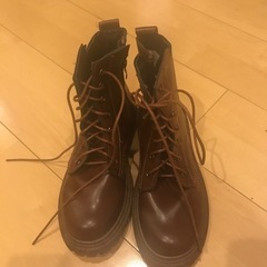ブーツ　23.5cm 未使用品