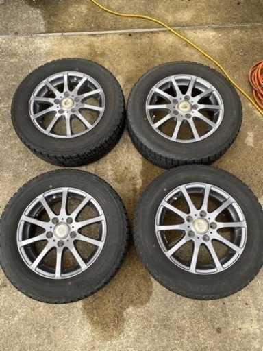 セレナc26に使用　195/65R15 スタッドレス　YOKOHAMA