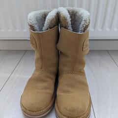 SOREL RYLEE ソレル ライリー　ムートンブーツ　ボアブーツの画像