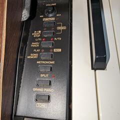 受け渡し決定　電子ピアノ　CASIO　PX-700  傷や汚れ有り　動作確認済の画像