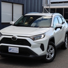 トヨタＲＡＶ４ Ｘ　ワンオーナー　禁煙車　純正９インチナビ　フル...