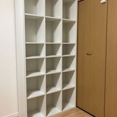 グレン　本棚　書棚　ニトリ　白　壁面収納　2個ありますの画像
