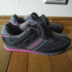 スニーカー　２５センチ　レディースの画像