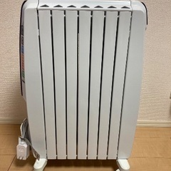 【最終値下げ】デロンギ　オイルヒーターの画像