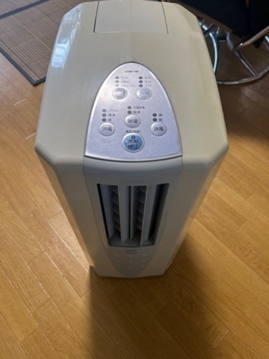コロナ　冷風•衣類乾燥除湿機 CDM-146