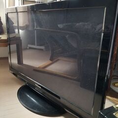 受け渡し決定。Panasonic42型テレビ、リモコン。