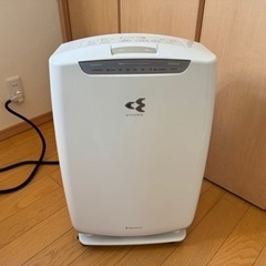 【譲ります】2013年製ダイキン　空気清浄機（加湿付き）