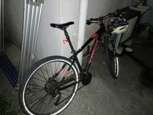 (交渉中)トレックマウンテンバイク・ヘルメット付き