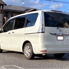 ★T様ご購入ありがとうございました★大人気！ハイブリッドカー🌟日産 セレナ入庫！😊✨パワースライドドア、ナビ、バックカメラ、ETCなど装備充実‼️便利なクルーズコントロールもついています😄👌の画像