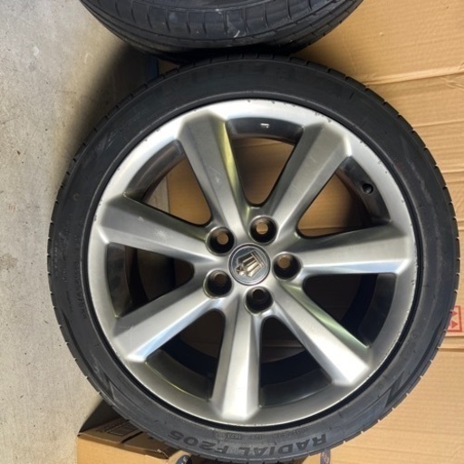 18クラウンタイヤホイール　　バリ溝