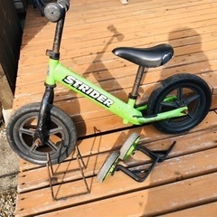 子供用ストライダーの画像