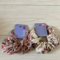 クレアーズ　シュシュ　花柄　レース　未使用　2個の画像