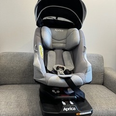 アップリカ チャイルドシート クルリラ AD 使用回数少なめ 美品 シート回転型 Amazon.co.jp: Aprica(アップリカ) チャイルドシート ISOFIX・シート
