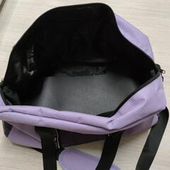 旅行バッグの画像