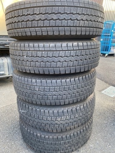 バン用　195/80R15スタッドレスホイール4本セット＋1本セット