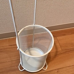 傘立て 白 美品の画像