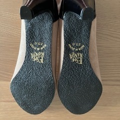 新品未使用　エスペランザ　パンプスの画像