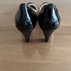新品未使用　エスペランザ　パンプスの画像