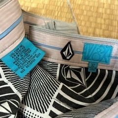 VOLCOM ハーフパンツ　w32の画像