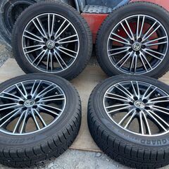 バリ山　スタッドレスタイヤ4本セット　205/55/16　 セダン車　一部ノア
