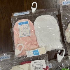 新生児用　ミトン　靴下7-9センチの画像
