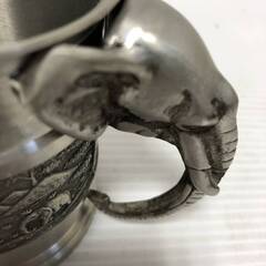▼あげます！0円【タイ製品　錫　マグカップ　ビアジョッキー　中古　像柄　高さ9㎝】（NF231020）Zi-1271Wの画像