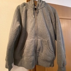 〈値引きしました〉パーカー×3の画像