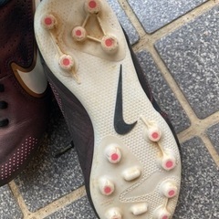【NIKE】サッカーシューズ　21.5cmの画像