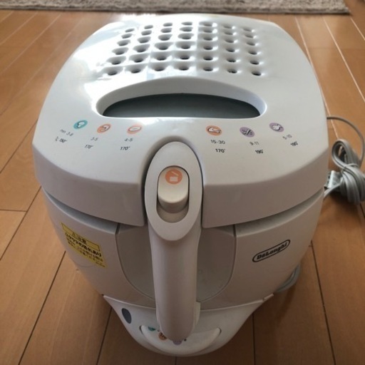 Delonghi フライヤー