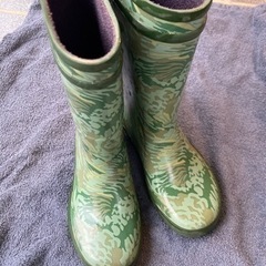 【AIGLE】15.5cm キッズ　レインブーツ　LIBERTY コラボの画像