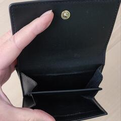 【証明書・箱付き・他サイトにも出品】FURLA　財布の画像