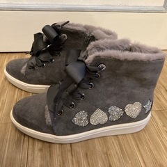 お話中　サイズ23.5㎝ラメ　ストーン　ショートブーツの画像