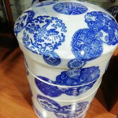 伊万里　瀬戸物丸四段重の画像