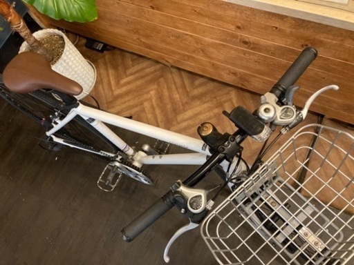 新春SALE！【ブレーキワイヤー新品！】カゴ付き700×28cクロスバイク 3