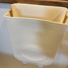 【受け渡しの方決まりました】キッチン　ゴミ箱　（未使用品）