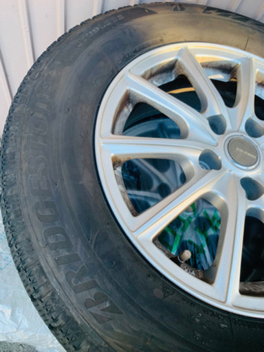 ヴェルファイア　アルファード　20系　スタッドレスタイヤアルミ付き