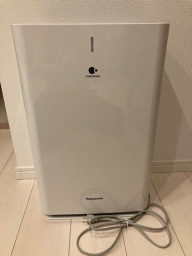 空気清浄機　パナソニック　ナノイー　F-PXU60-W