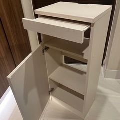 電話台の画像