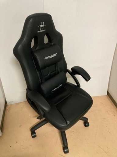 美品ゲーミングチェア