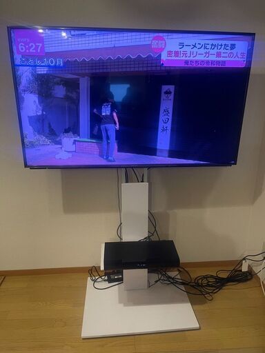 テレビ（Panasonic、55インチ）