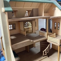 受け渡し決定済み　シルバニアファミリー　緑の屋根の大きなお家の画像